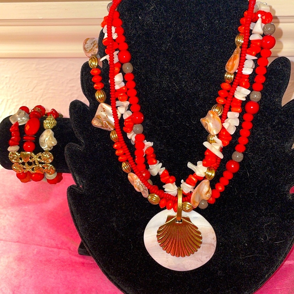 🐚🦀🐚BOGOHO 🐚🦀🐚Coastal Shell Statement Necklace and Bracelet Set